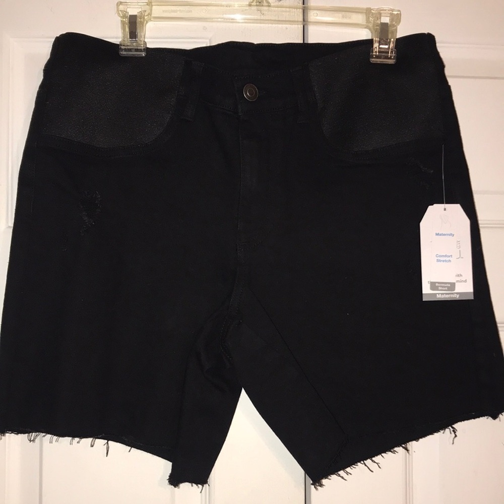 NWT Woman’s Maternity Distressed Shorts